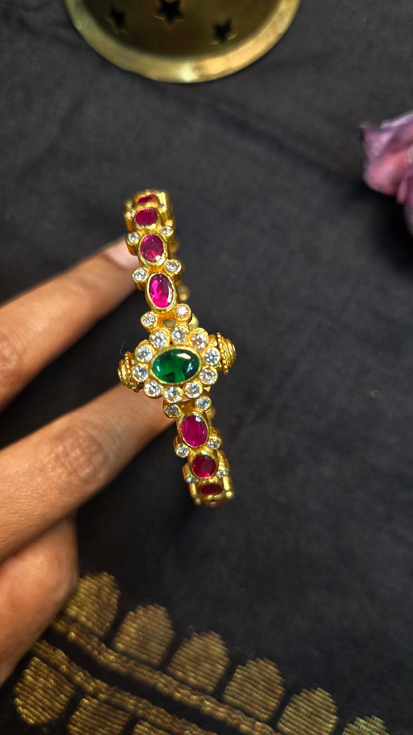 Red Kempu Kada bangle single