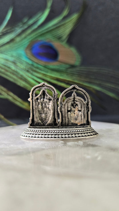 Venkateshwara swamy with ammavaru