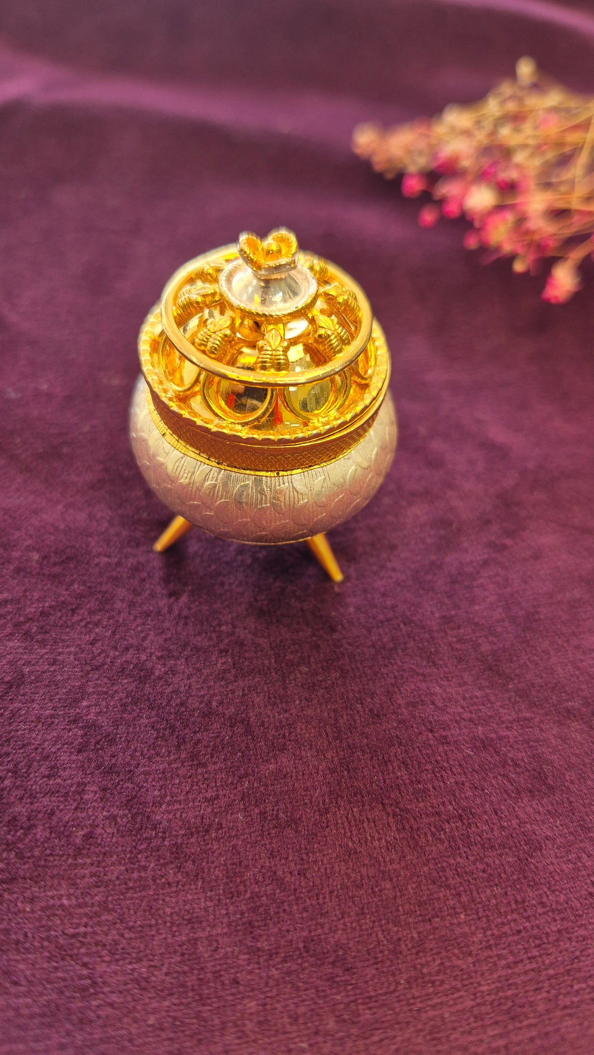 Kumkum box or multi utility silver box in dual tone