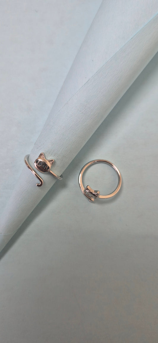 Cute kitty toe ring