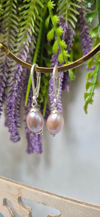 Grey pearl drops